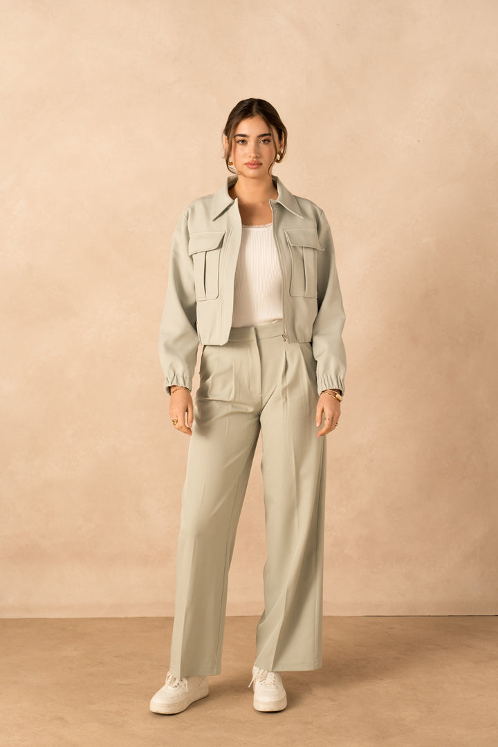 Κοντό Jacket με Τσέπες και Rib Λεπτομέρειες