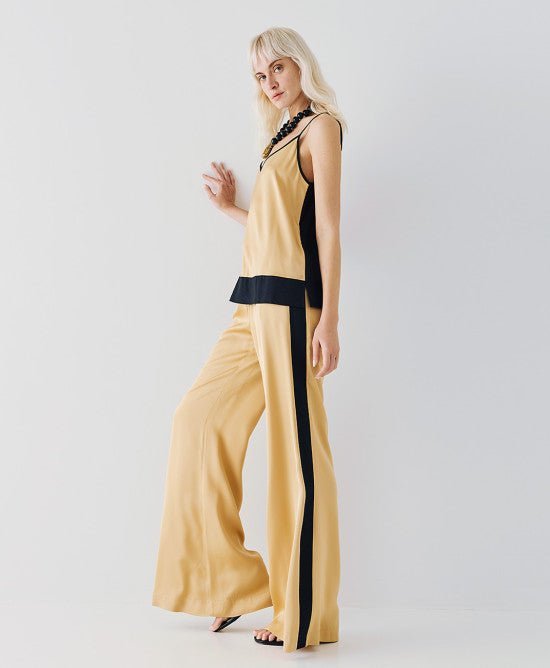 Παντελόνα σατέν με φάσες -  ACCESS FASHION- Gold / 44-Gold / 46-Gold / 48