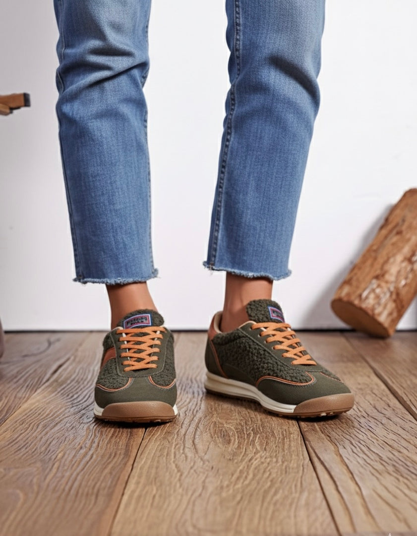 Findlay Teddy Retro Sneakers