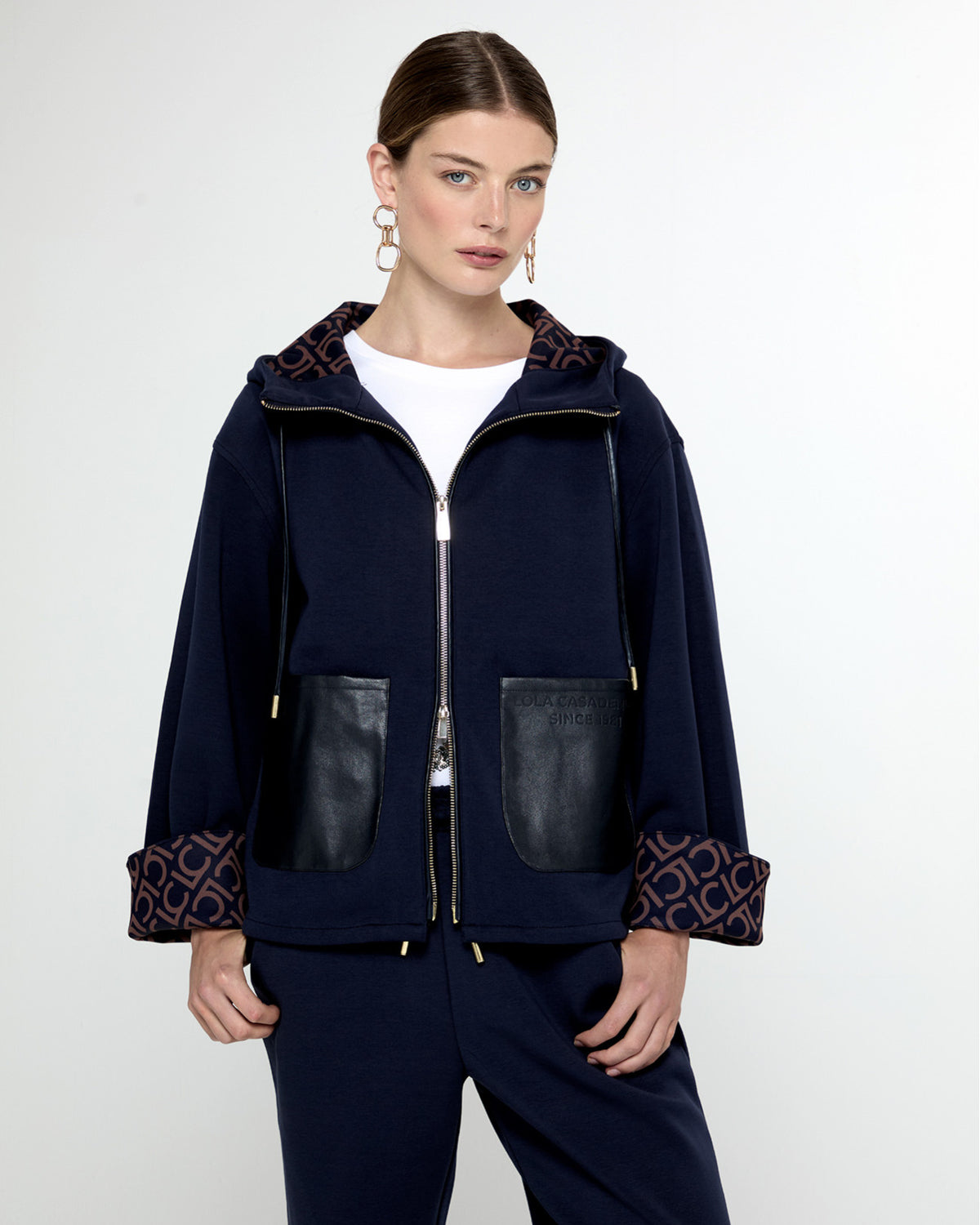 PU SWEATSHIRT WITH POCKETS / LF2511033