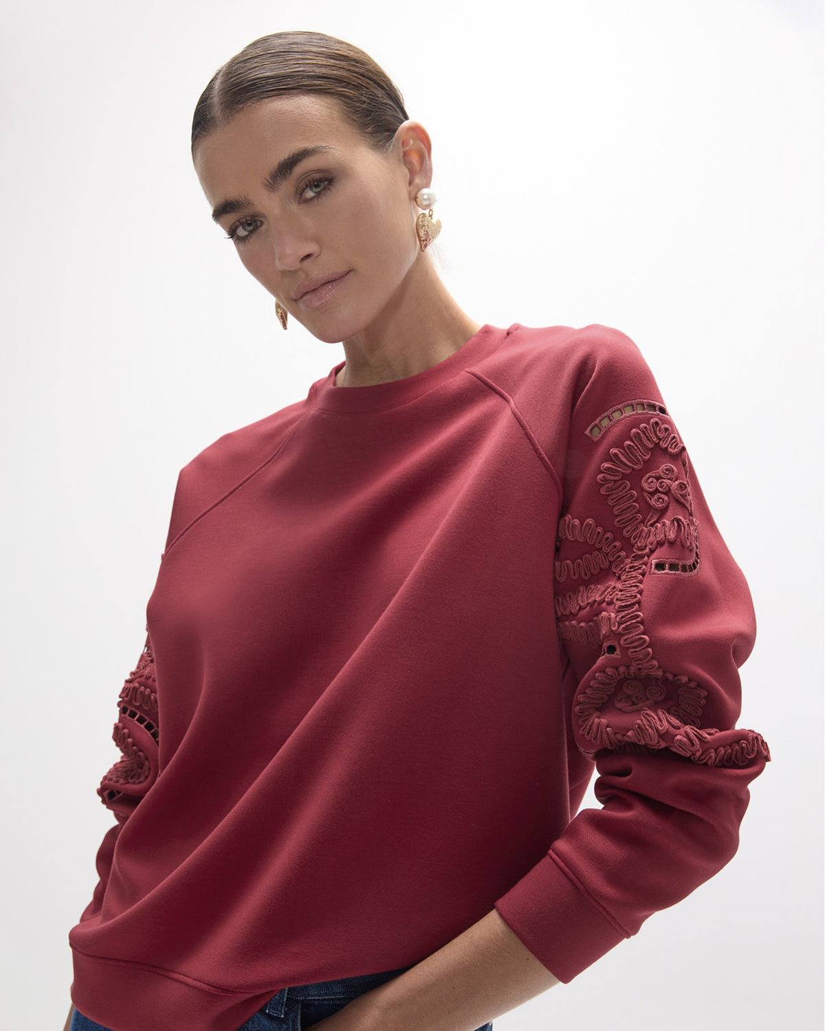LOLA CASADEMUNT Φούτερ με Raglan Μανίκια και Floral Κέντημα