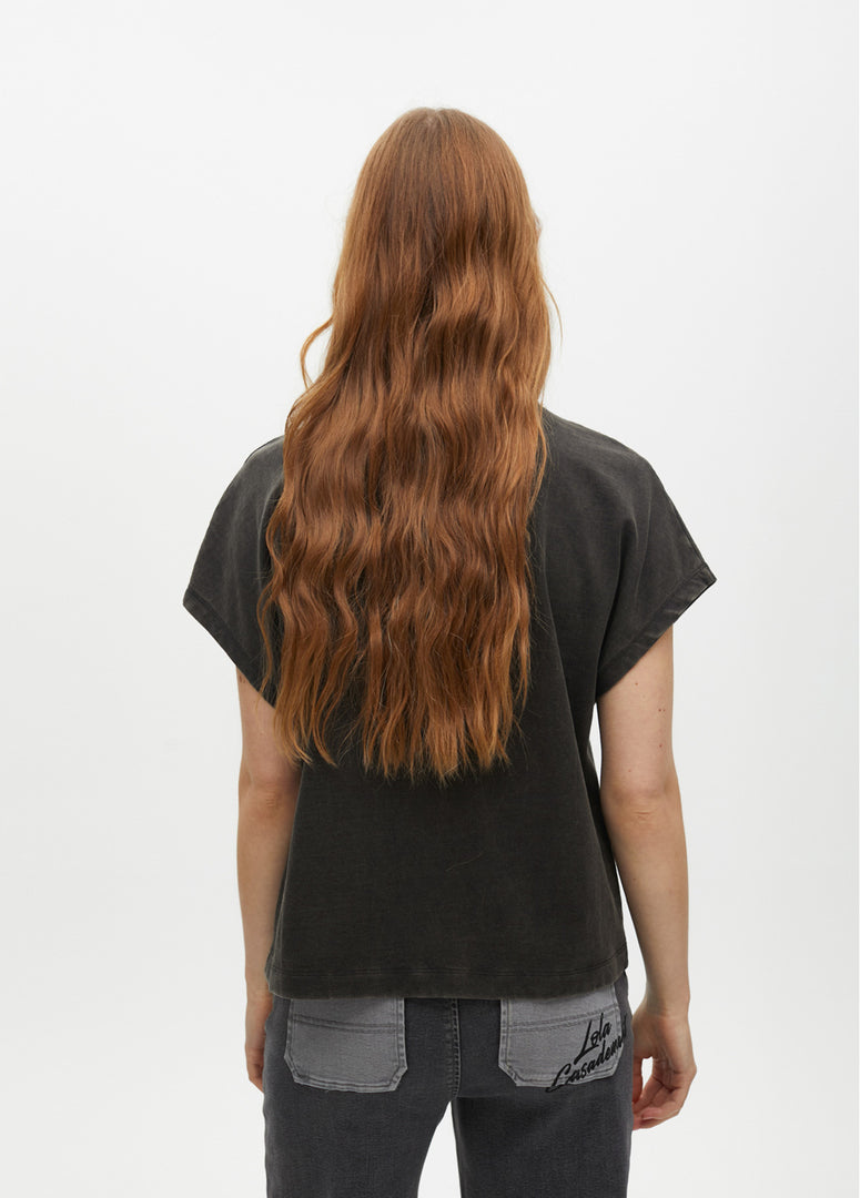 SHORT SLEEVE FADED T-SHIRT WITH RHINESTONE NECKLINE / LF2515030