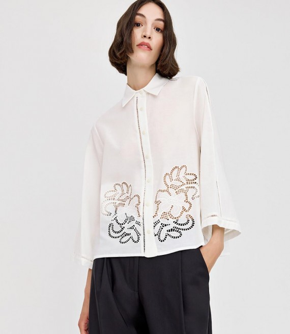 ACCESS / LOOSE BRODERIE SHIRT / WHITE